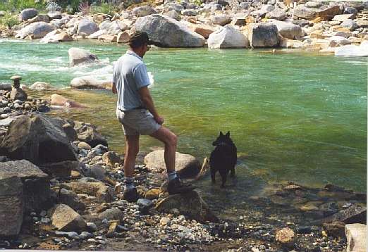 klaus&smokey1.jpg (74966 bytes)